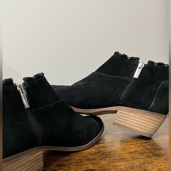 VINCE CAMITO - Suede Exposed Ankle Booties - Picture 6 of 11